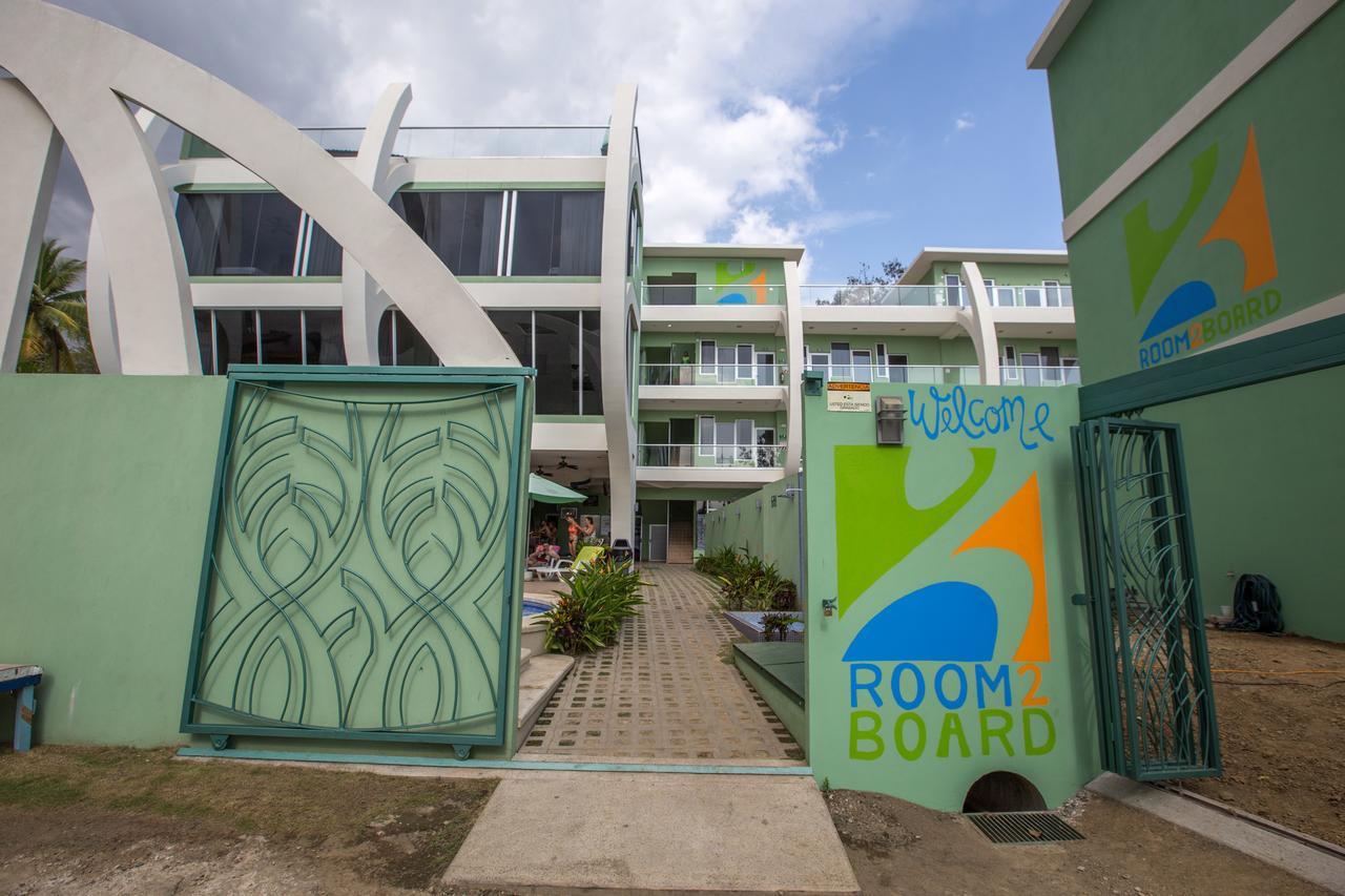Room2Board Hostel And Surf School Jacó Exterior foto